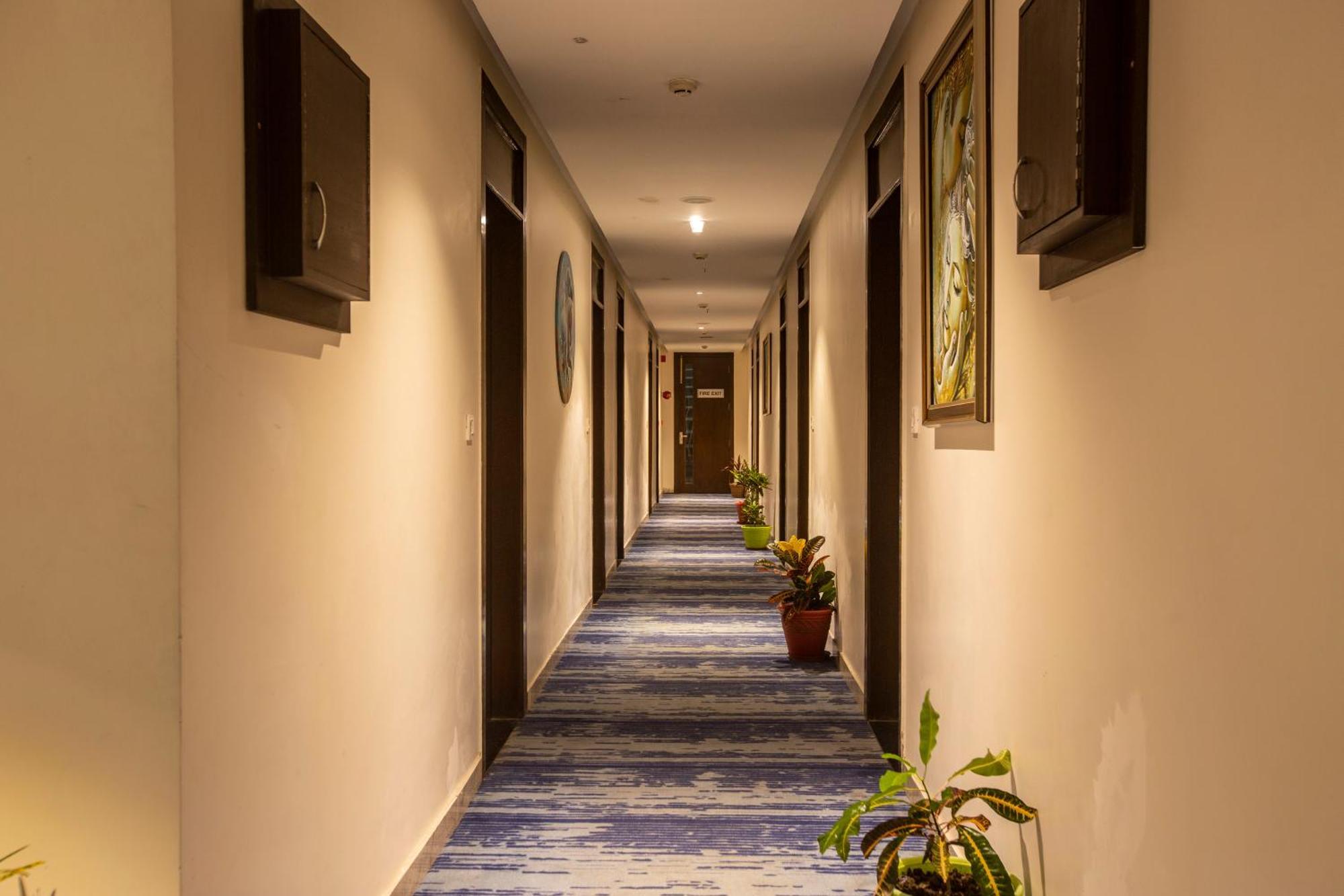 Comfort Inn Risikés Kültér fotó