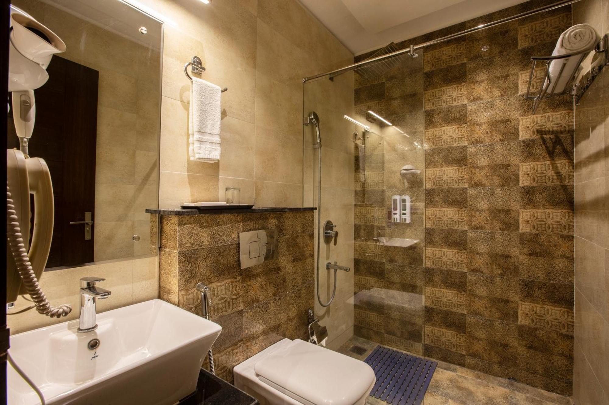 Comfort Inn Risikés Kültér fotó